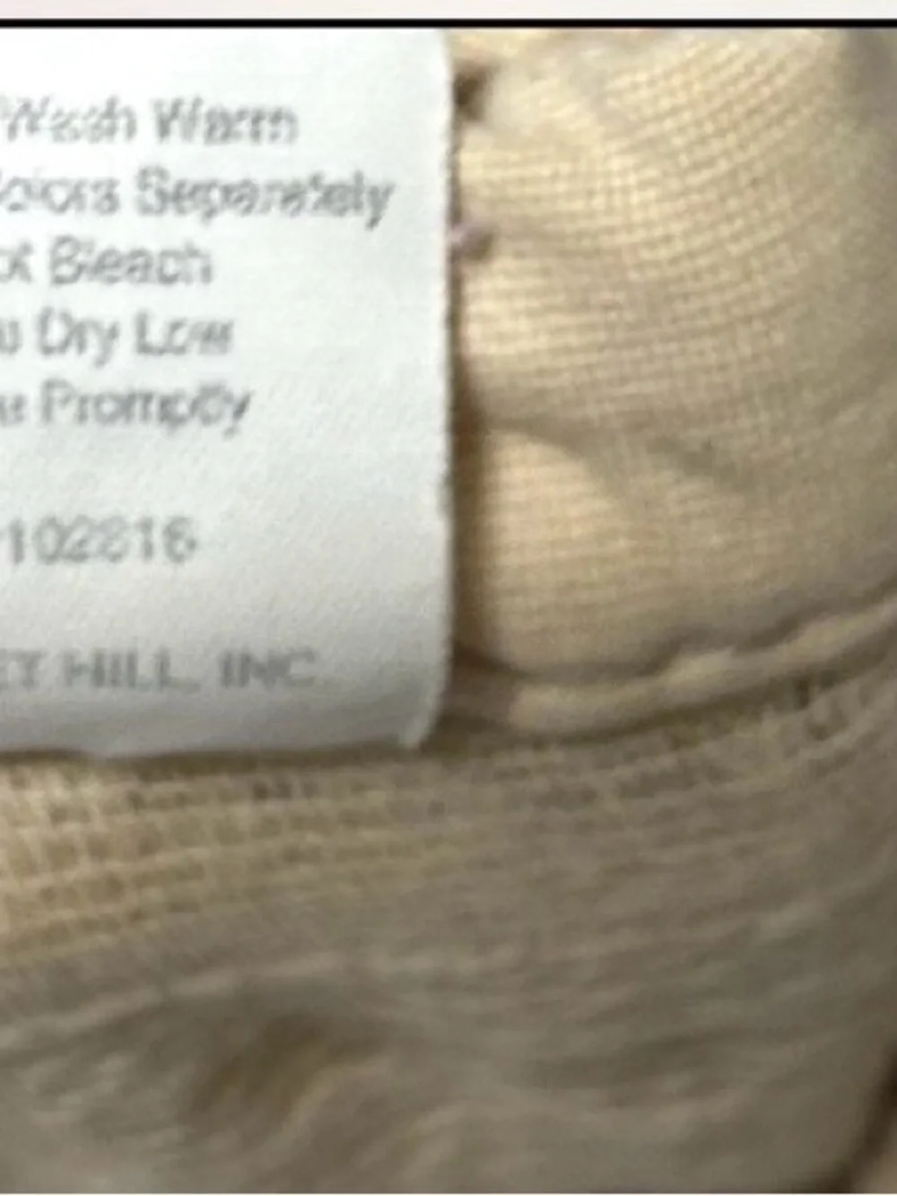 RARE Eileen Fisher Home queen rippled cotton quilt. Heirloom quality.